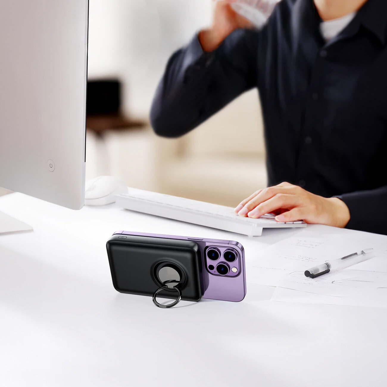Joyroom JR-W050 powerbank 10000mAh 20W MagSafe vezeték nélküli töltéssel fekete-2