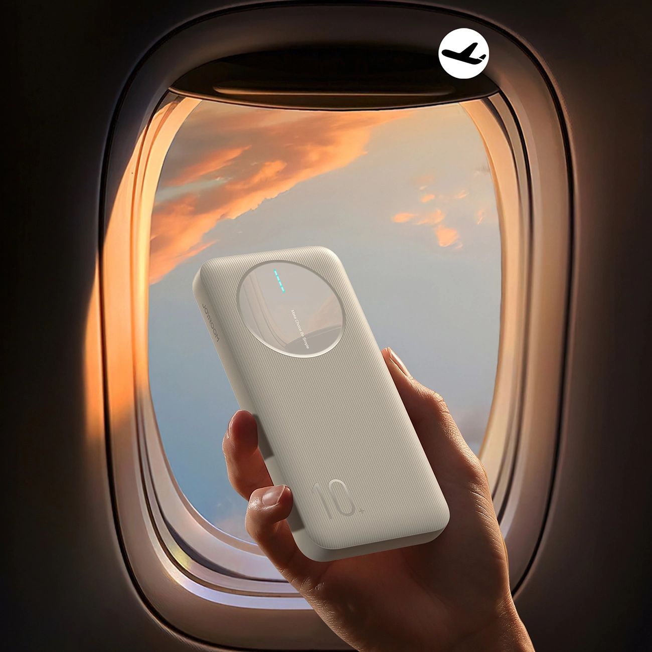 Powerbank Joyroom JR-PBF12 10000mAh 2.4A 2x USB-A 1x USB-C - fehér-2