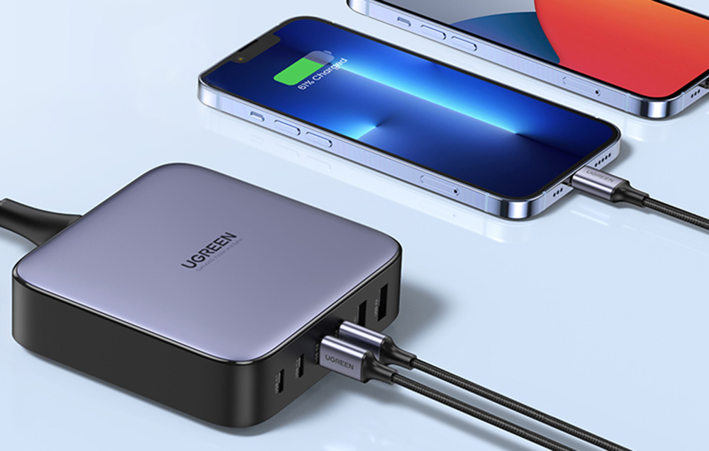 UGREEN 200 W-os hálózati töltő, 2xUSB-A, 4xUSB-C, GaN (fekete) 40914B-3