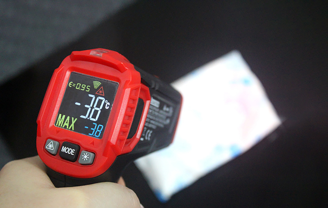 Habotest HT650A lézeres pirométer LCD kijelzővel-4