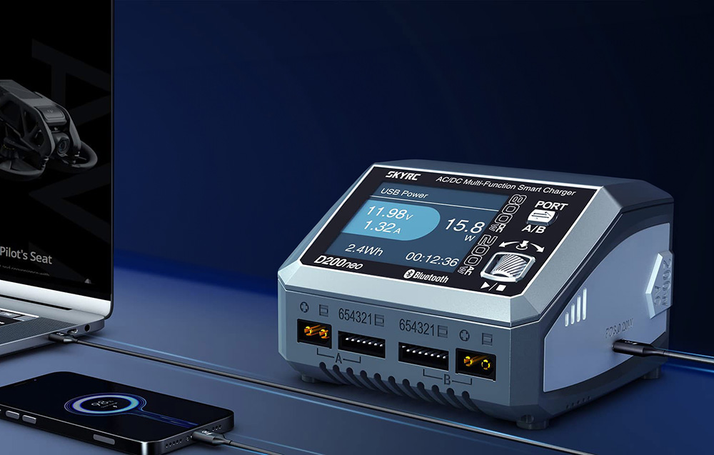 SkyRC D200neo töltő-2