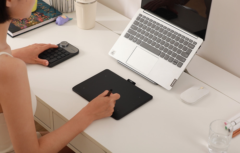Huion Inspiroy Frego S grafikus tábla-11