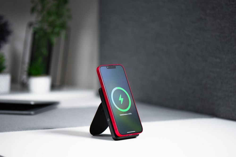 FORCELL F-ENERGY F10K2 MagStand powerbank MagSafe PD QC3.0 5A 20W 10 000mAh fekete-3