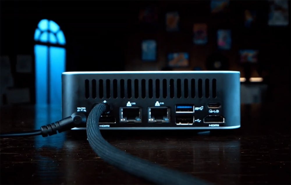 GEEKOM GT1MEGA Intel Core Ultra 9 185H (DDR5 16G)-7