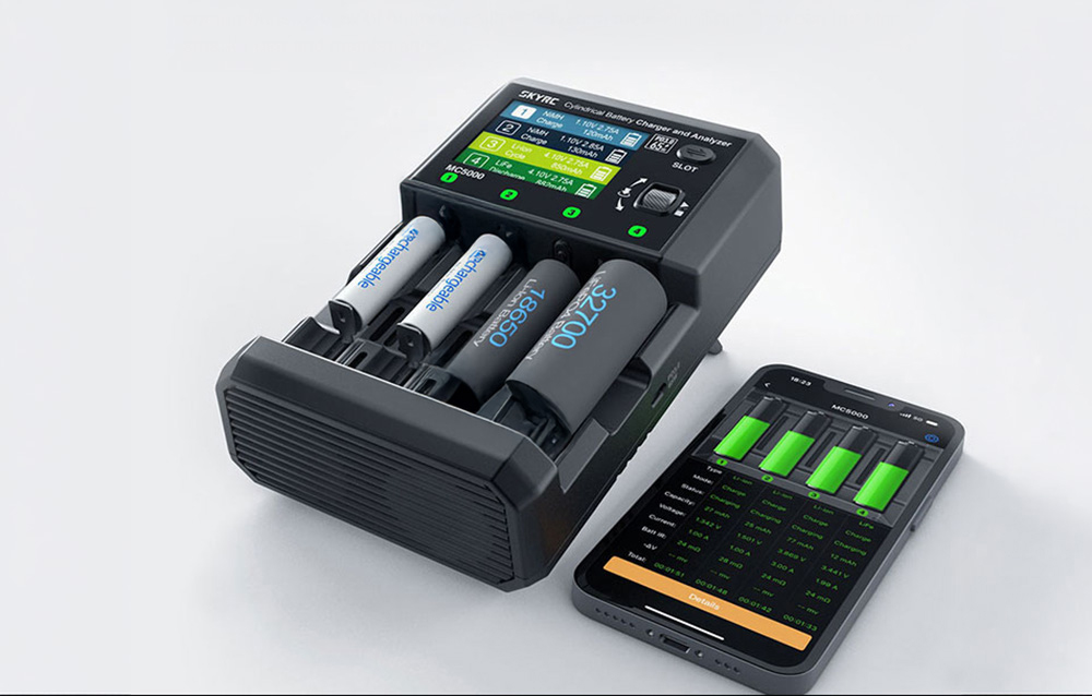 SkyRC MC5000 hengeres akkumulátor töltő és elemző-2