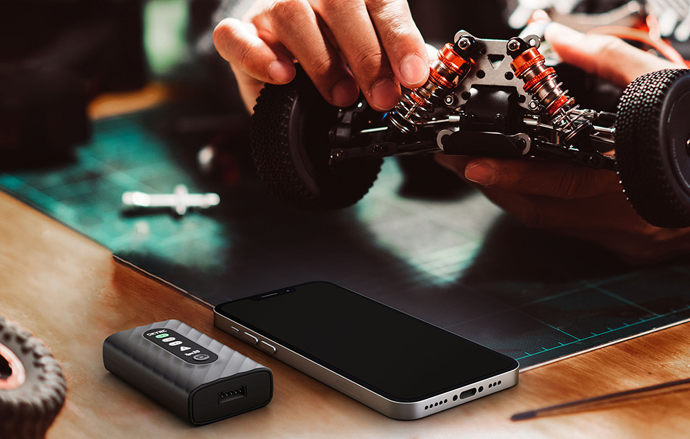 SkyRC Type35 2–4S lítium akkumulátor töltő-2