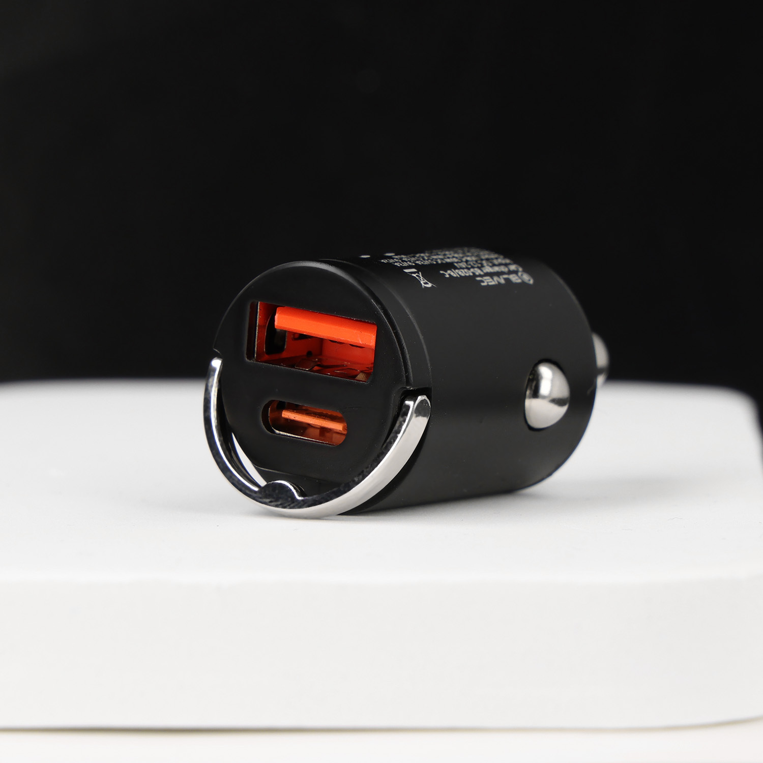 Blavec Autós töltő BS-02B-C Aero - USB + Type C - QC 3.0 18W PD 30W Type C - Type C kábellel (CCBS02BCA-UCB) fekete-3