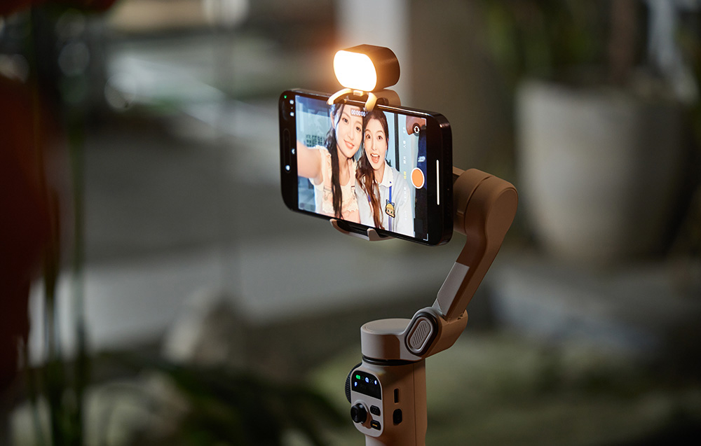 Gimbal AOCHUAN X2 RGB (fekete)-10