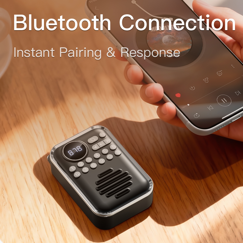 P70 retro mini FM rádió, Bluetooth hangszóró rádióval, teleszkópos antennával és TF kártya támogatással fekete Zsebrádió-8