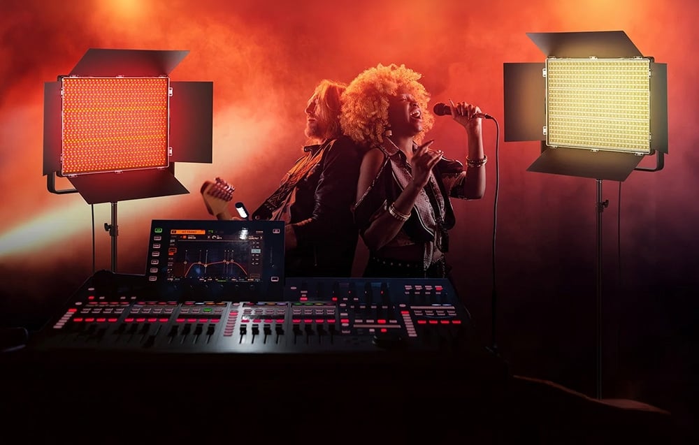 LED videólámpa NEEWER AP150C 150W-4