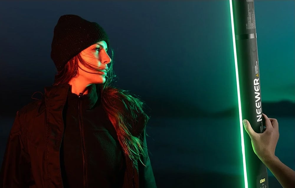 NEEWER RGB kézi cső alakú LED-lámpa-3