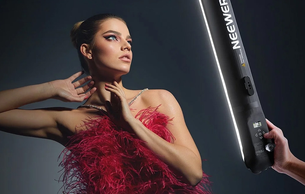 NEEWER RGB kézi cső alakú LED-lámpa-6