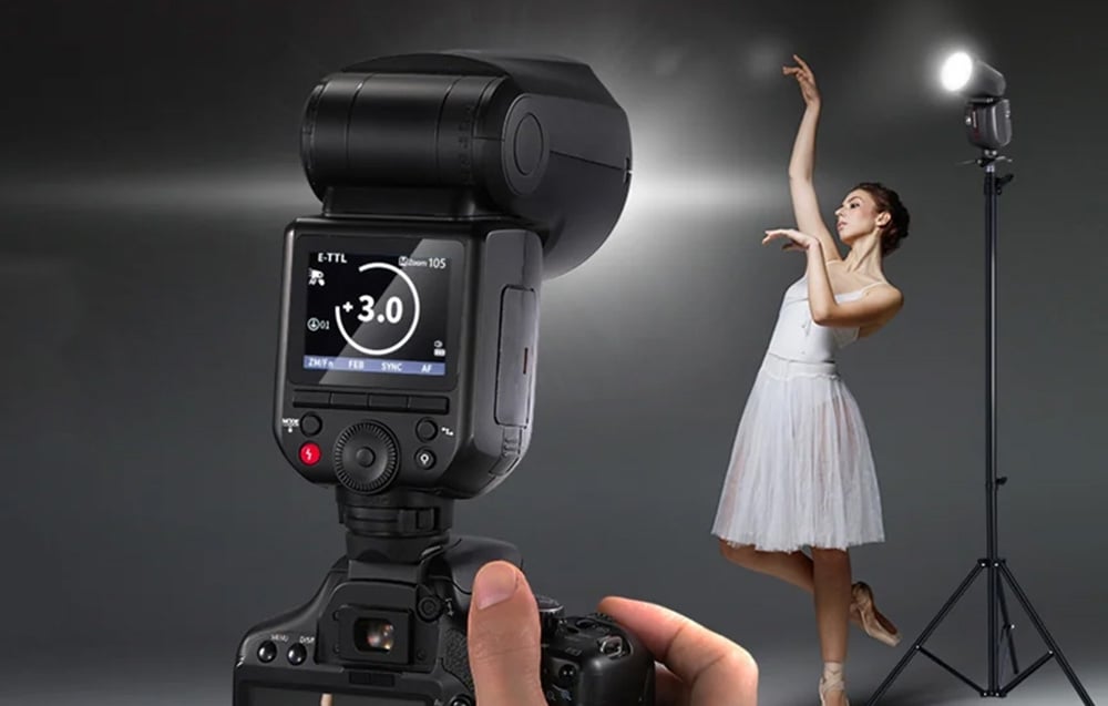 Neewer Z2PRO-F TTL körfejes rendszervaku 3000mA-6