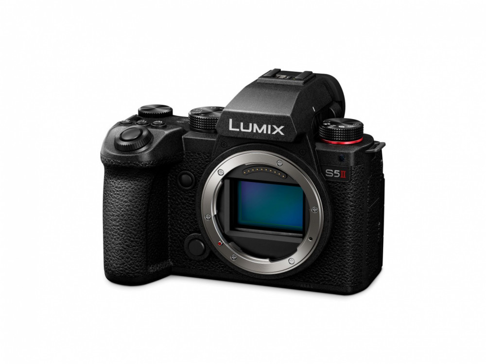 Panasonic Lumix DC-S5 II váz-1