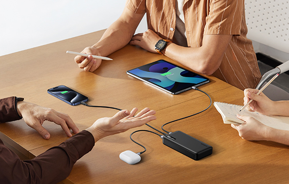 UGREEN PB312 10000mAh 20W powerbank fekete-3