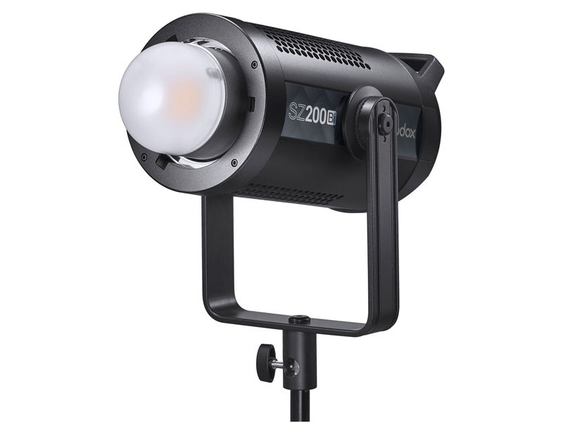 Godox SZ200Bi Bi-color Led video lámpa-3