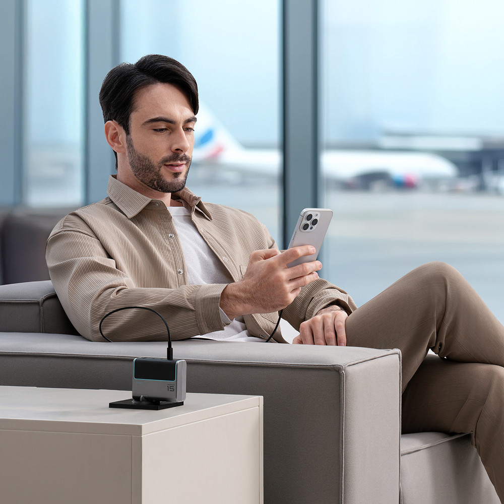 Cuktech AD1404UEU 140 W-os GaN hálózati töltő 3 db USB-C és USB-A porttal, USB-C kábellel, szürke-4