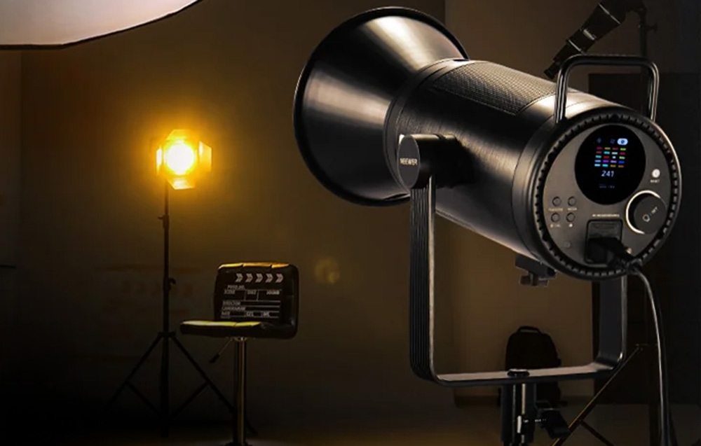 Neewer CB200C RGB LED videólámpa-8