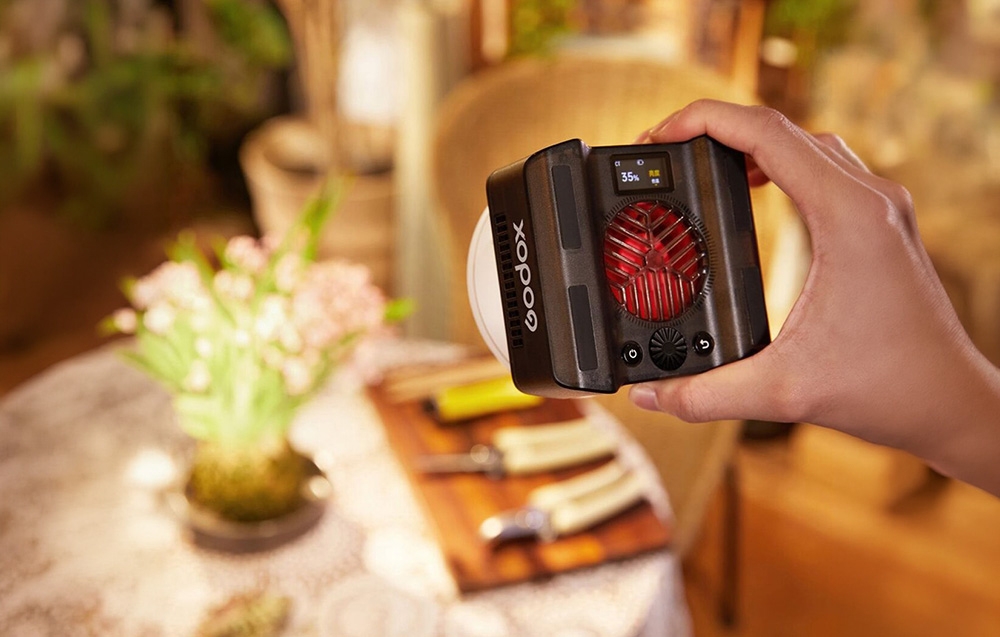 Godox ML40Bi kétszínű LED videólámpa-3