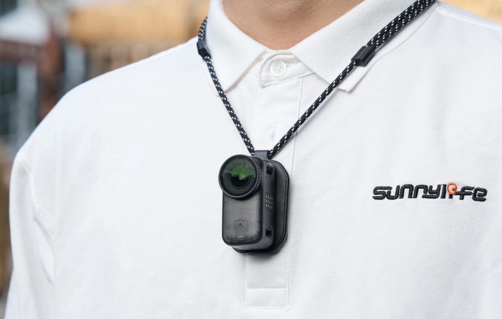 Sunnylife ON-ZJ112 mágneses nyakpántos tartó OSMO Nano, Insta360 GO 3/3S és MIC készülékekhez-1