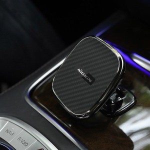 Nillkin mágneses autós vezeték nélküli QI töltő+mágneses telefontartó fekete