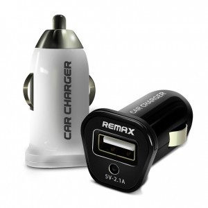 Remax szivargyújtós autós töltő 2.1A fehér színben, USB, 12V, szivargyújtó univerzális autós mobiltelefon töltő