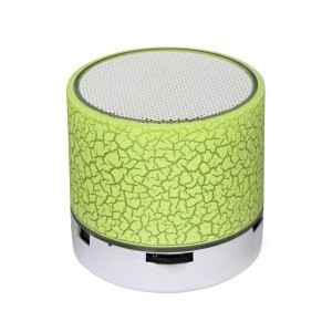 Hordozható Bluetooth hangszóró zöld színben