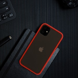 Vennus Button Matt Bumper tok iPhone 11 Pro piros