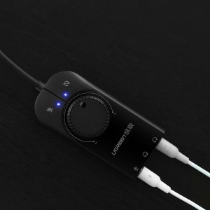 Ugreen USB külső hangkártya 3.5mm-es mini jack hangerőszabályzóval, 15cm fekete (40964)