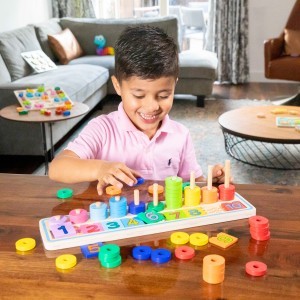 Fából készült 'Tanulj meg számolni!' kirakós játék gyerekeknek