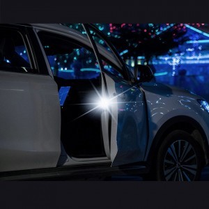 A Baseus nyitott ajtó figyelmeztető LED-es lámpa autóba fehér (CRFZD-02)