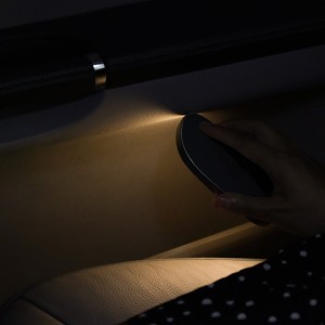 Baseus Vezeték nélküli mágneses autós LED lámpa fekete (CRYDD01-01)