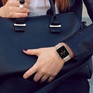 Apple Watch 4/5/6/7/8/SE/Ultra (42/44/45/49mm) Tech-protect Milaneseband Óraszíj Ezüst