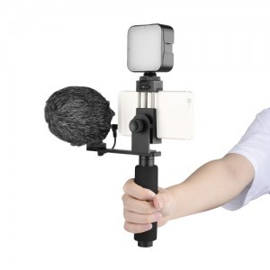 YELANGU PC09 vlogger kit, videós szett mobiltelefonhoz LED lámpával, mikrofonnal