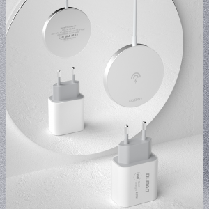 Dudao 15W mágneses vezeték nélküli töltő (MagSafe kompatibilis) + 20W hálózati adapter fehér (A12XS)