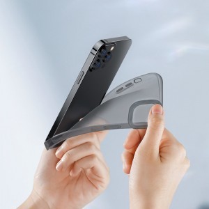 iPhone 13 Pro Baseus Simple Series Gel TPU tok fekete (ARAJ000401)