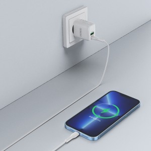 Duzzona hálózati töltő adapter 30W PD QC3.0 USB Type C / USB fehér