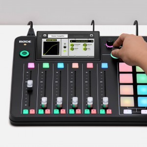 RODE RODECaster Pro II négy mikrofoncsatornás audio produkciós keverő és rögzítő USB, Bluetooth, Ethernet és WiFi csatlakozásokkal-25