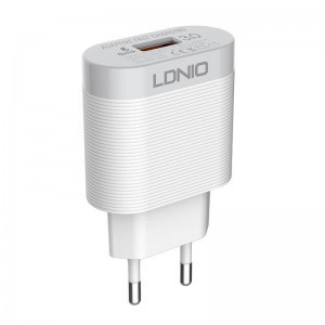 LDNIO A303Q USB hálózati töltő adapter QC 3.0, 18W (fehér)