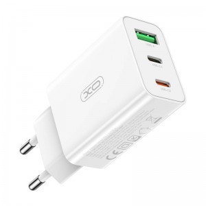 XO L101 hálózati töltő adapter, USB-A + 2x USB-C, PD 20W (fehér)
