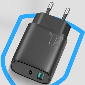 Joyroom L-QP2011 hálózati töltő adapter USB-A QC3.0 + USB-C  PD 20W + USB-C - Lightning kábel 1m (fekete)