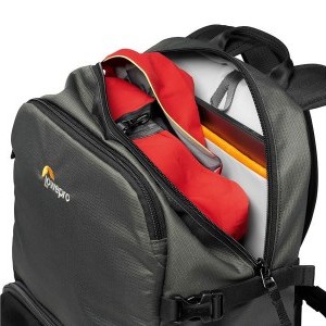 Lowepro Truckee BP 250 hátizsák (fekete)-2