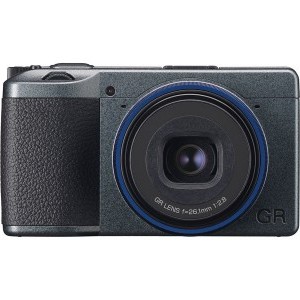 Ricoh GR IIIx Urban Edition + GC 11 tok