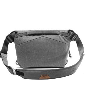 Peak Design Everyday Sling 3L - hamuszürke-1