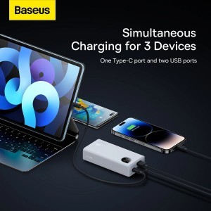 Baseus Adaman2 powerbank digitális kijelzővel 2x USB-A / 1x USB-C 10000mAh 30W - fehér