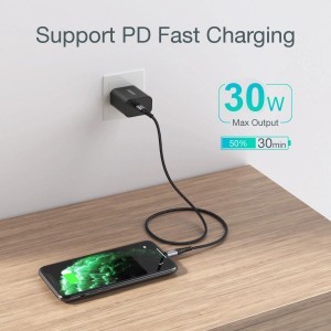 Choetech IP0039 USB-C / Lightning MFi kábel, 1.2m hosszú - fekete