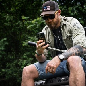 Tactical MagForce Hyperstealth 2.0 tok iPhone 14 fekete/sárga