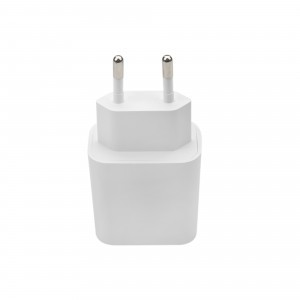 Maxlife MXTC-06 PD QC töltő 1x USB-C 1x USB 20W fehér