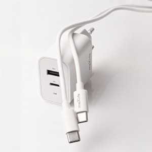 Maxlife MXTC-06-30AC PD QC töltő 1x USB-C 1x USB 30W fehér + USB-C - USB-C kábel 60W