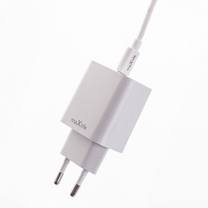 Maxlife MXTC-06-30AC PD QC töltő 1x USB-C 1x USB 30W fehér + USB-C - USB-C kábel 60W